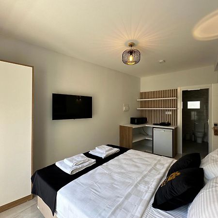 Famagustian Guest Rooms Famagusta  Ngoại thất bức ảnh